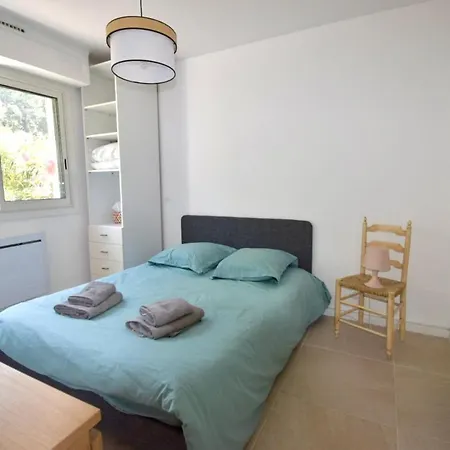 Appartement Emplacement Ideal A Renecros, Appt 4 Personnes Rdj Bandol