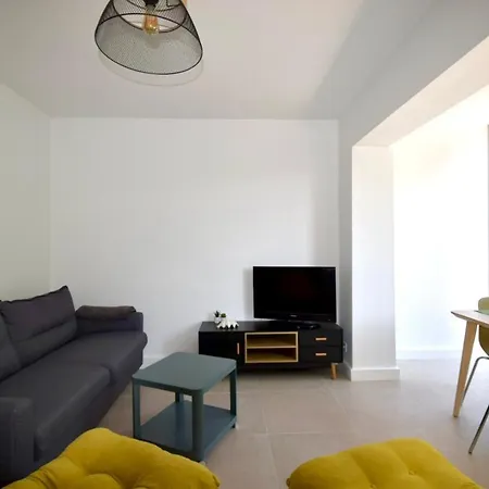 Emplacement Ideal A Renecros, Appt 4 Personnes Rdj Appartement